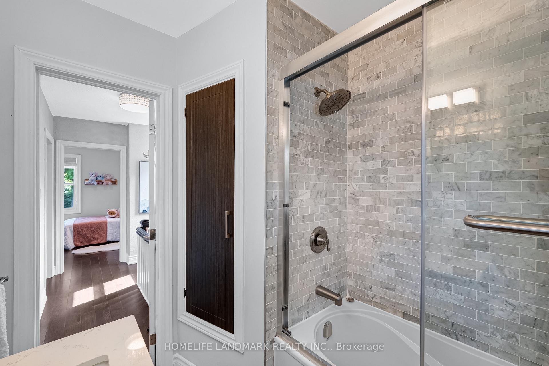 Photo 26 of 39 Brentcliffe Road, Toronto, Leaside — HOMEH