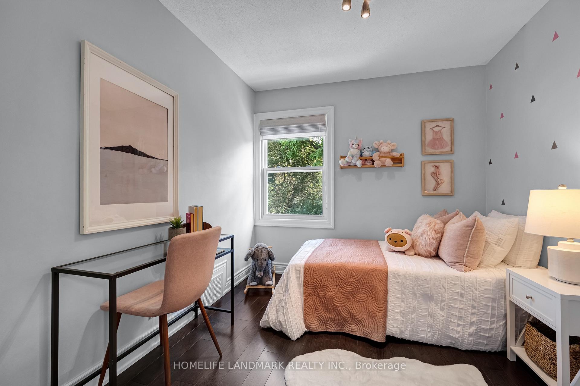Photo 27 of 39 Brentcliffe Road, Toronto, Leaside — HOMEH
