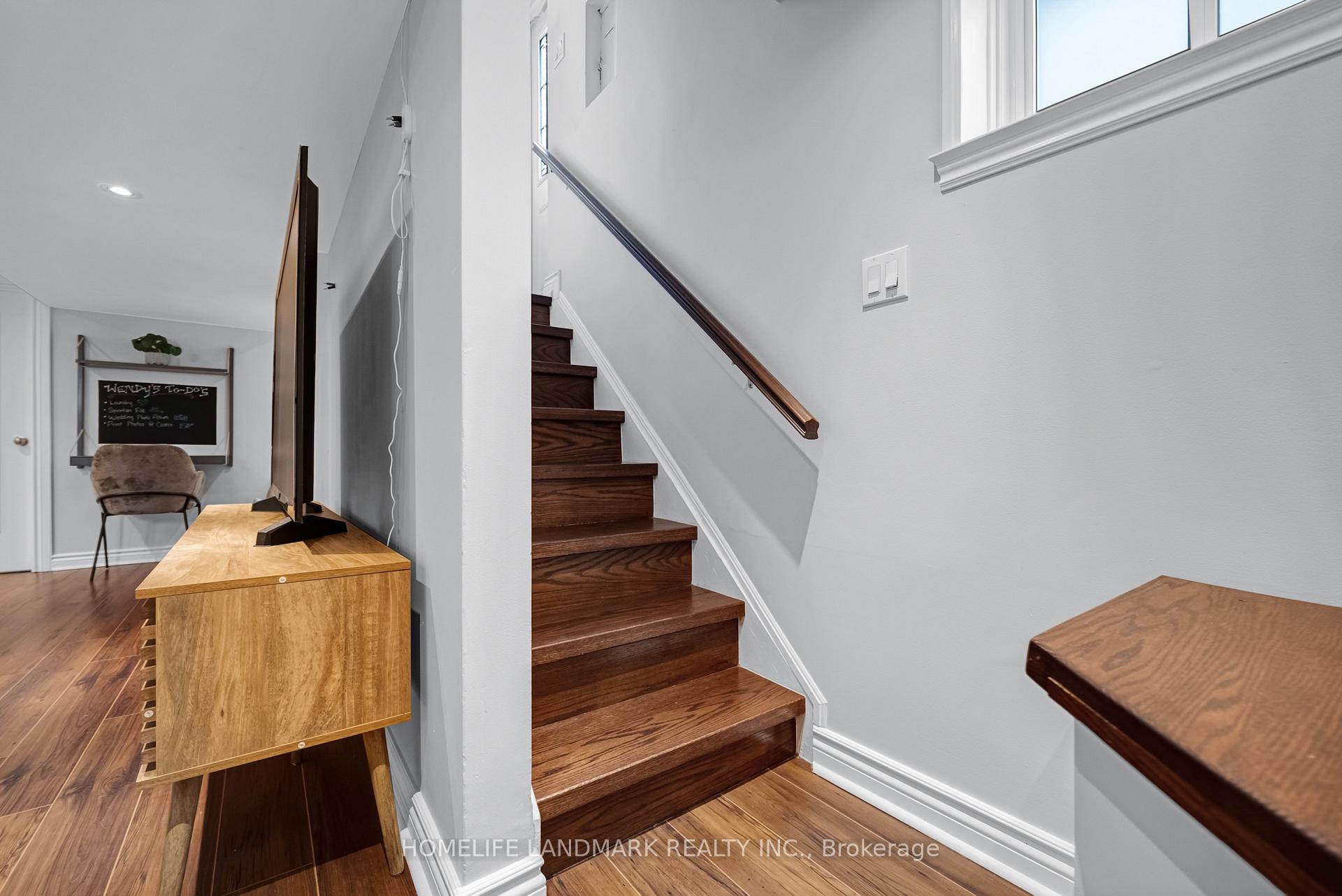 Photo 29 of 39 Brentcliffe Road, Toronto, Leaside — HOMEH