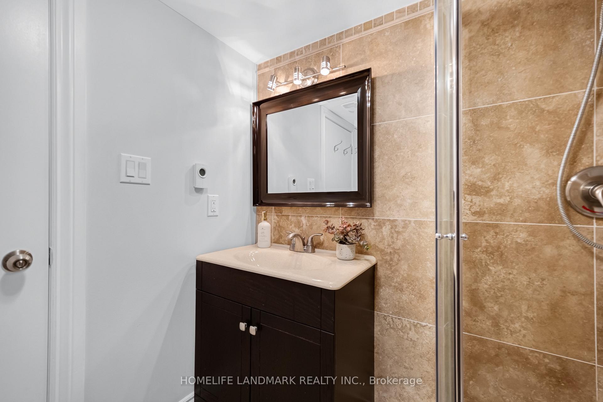 Photo 32 of 39 Brentcliffe Road, Toronto, Leaside — HOMEH