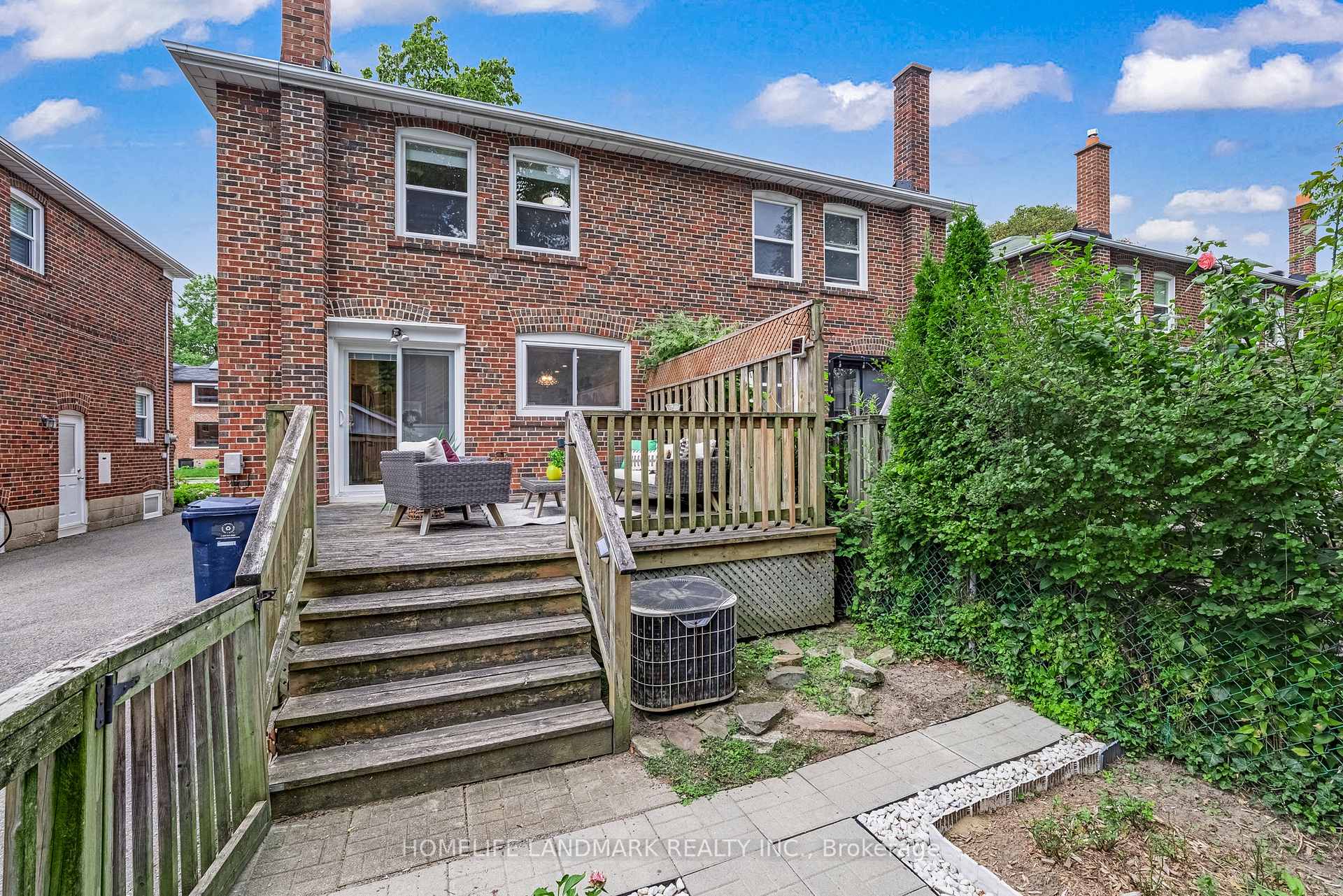 Photo 36 of 39 Brentcliffe Road, Toronto, Leaside — HOMEH