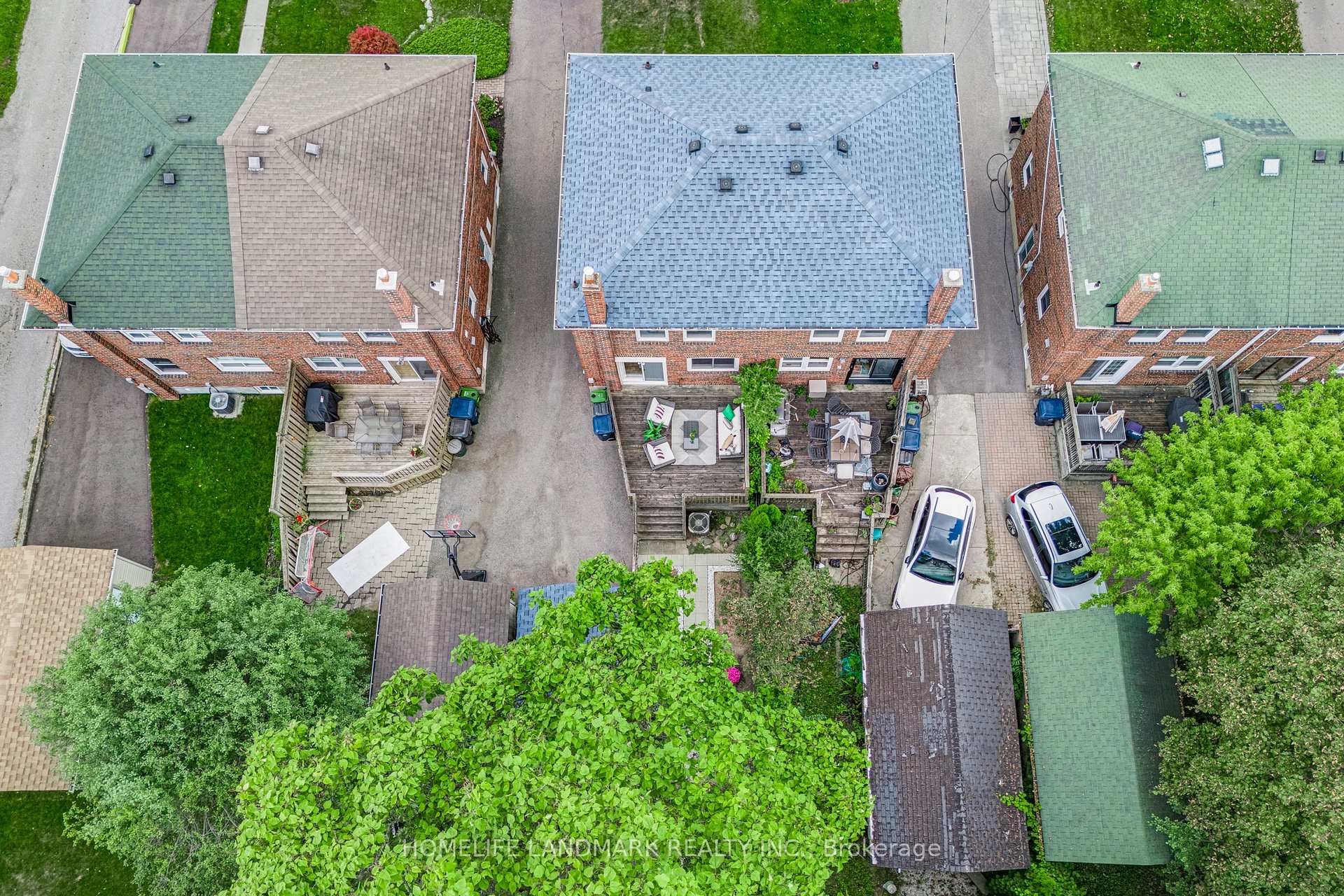 Photo 45 of 39 Brentcliffe Road, Toronto, Leaside — HOMEH