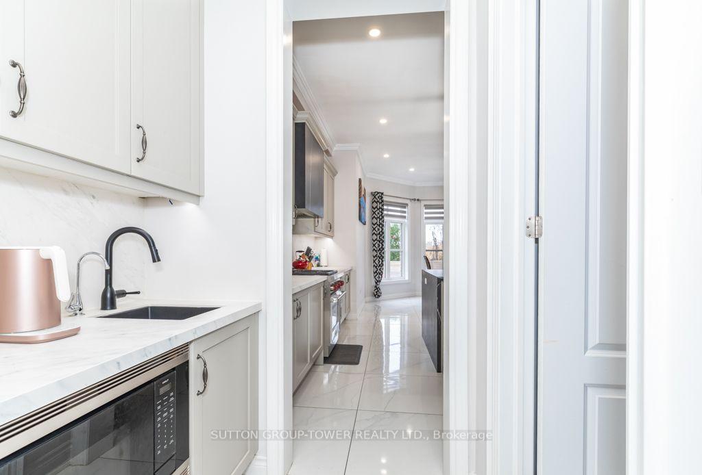 Photo 10 of 2 Mary Agar Court S, King, Nobleton — HOMEH