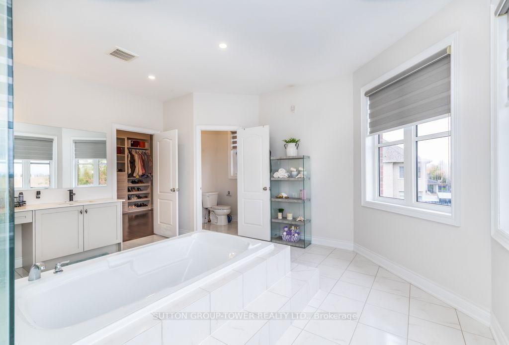 Photo 35 of 2 Mary Agar Court S, King, Nobleton — HOMEH