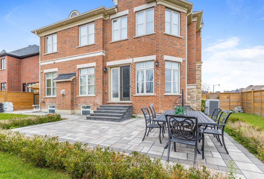 Photo 47 of 2 Mary Agar Court S, King, Nobleton — HOMEH