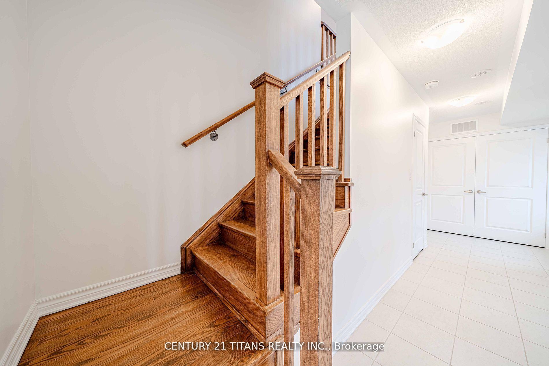 Photo 13 of 3321 Thunderbird Promenade, Pickering, Rural Pickering — HOMEH