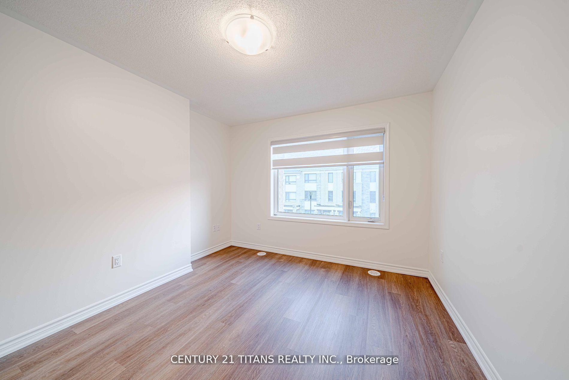 Photo 18 of 3321 Thunderbird Promenade, Pickering, Rural Pickering — HOMEH
