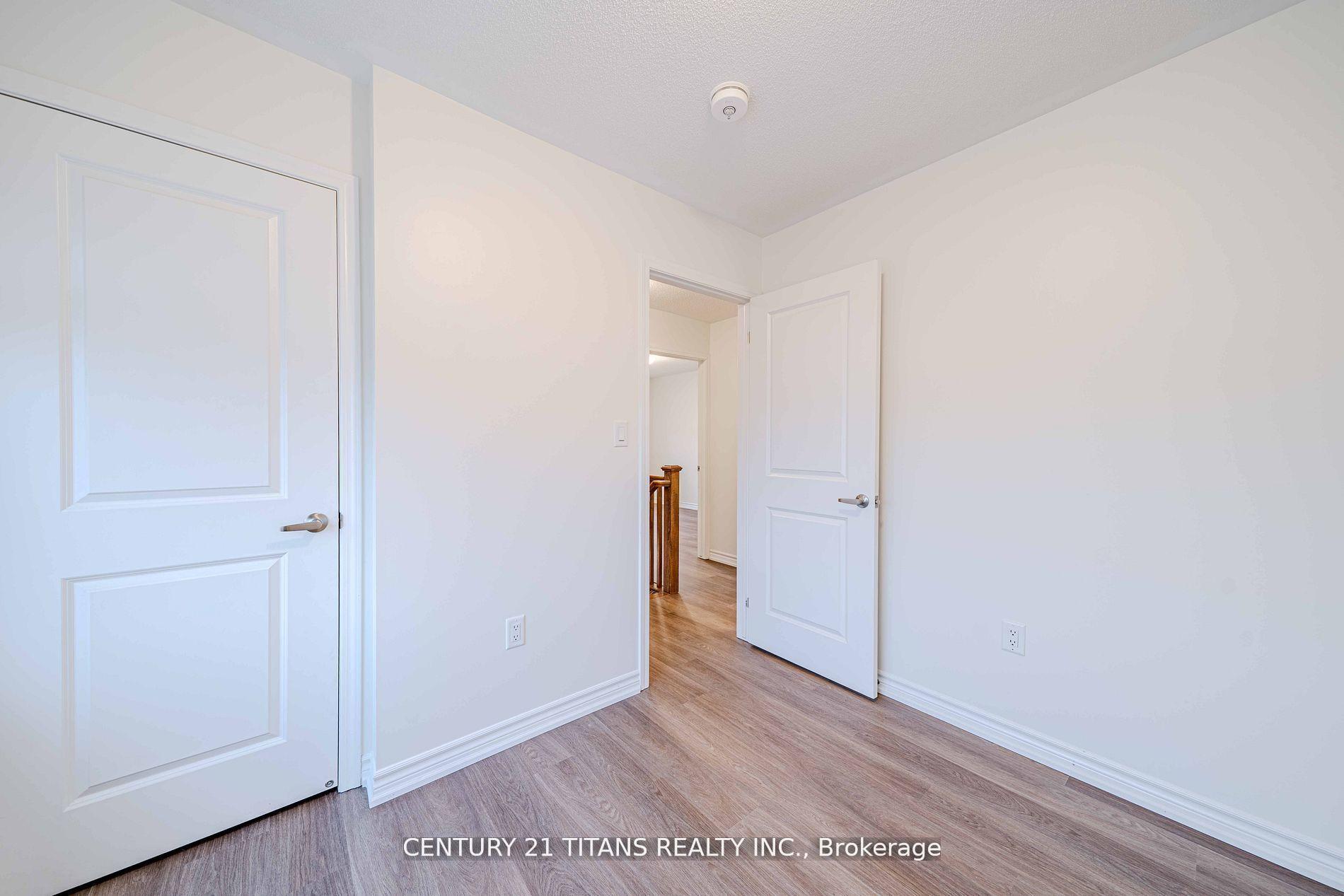 Photo 21 of 3321 Thunderbird Promenade, Pickering, Rural Pickering — HOMEH