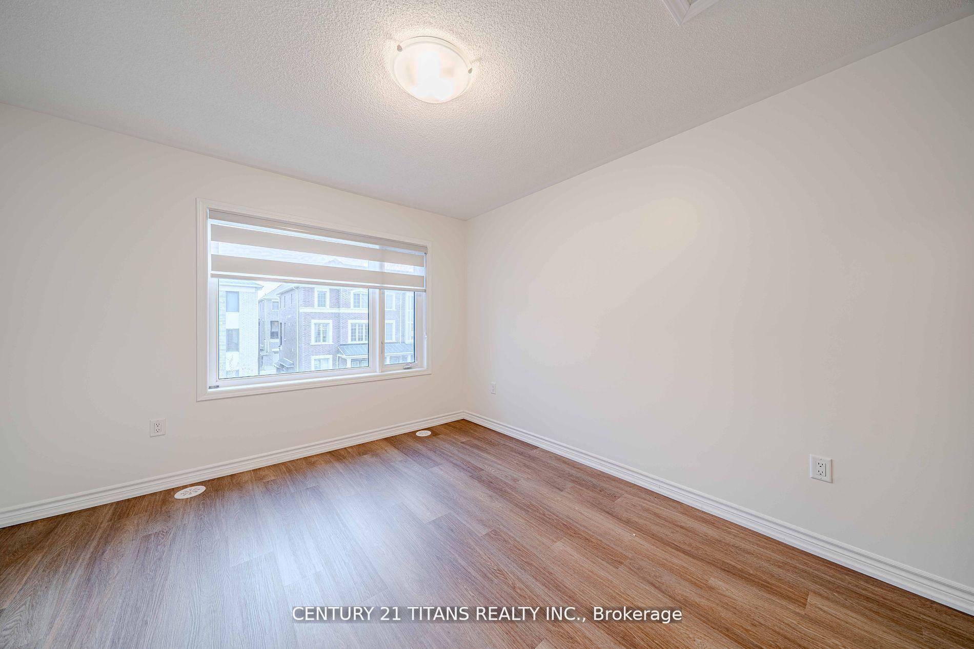 Photo 41 of 3321 Thunderbird Promenade, Pickering, Rural Pickering — HOMEH