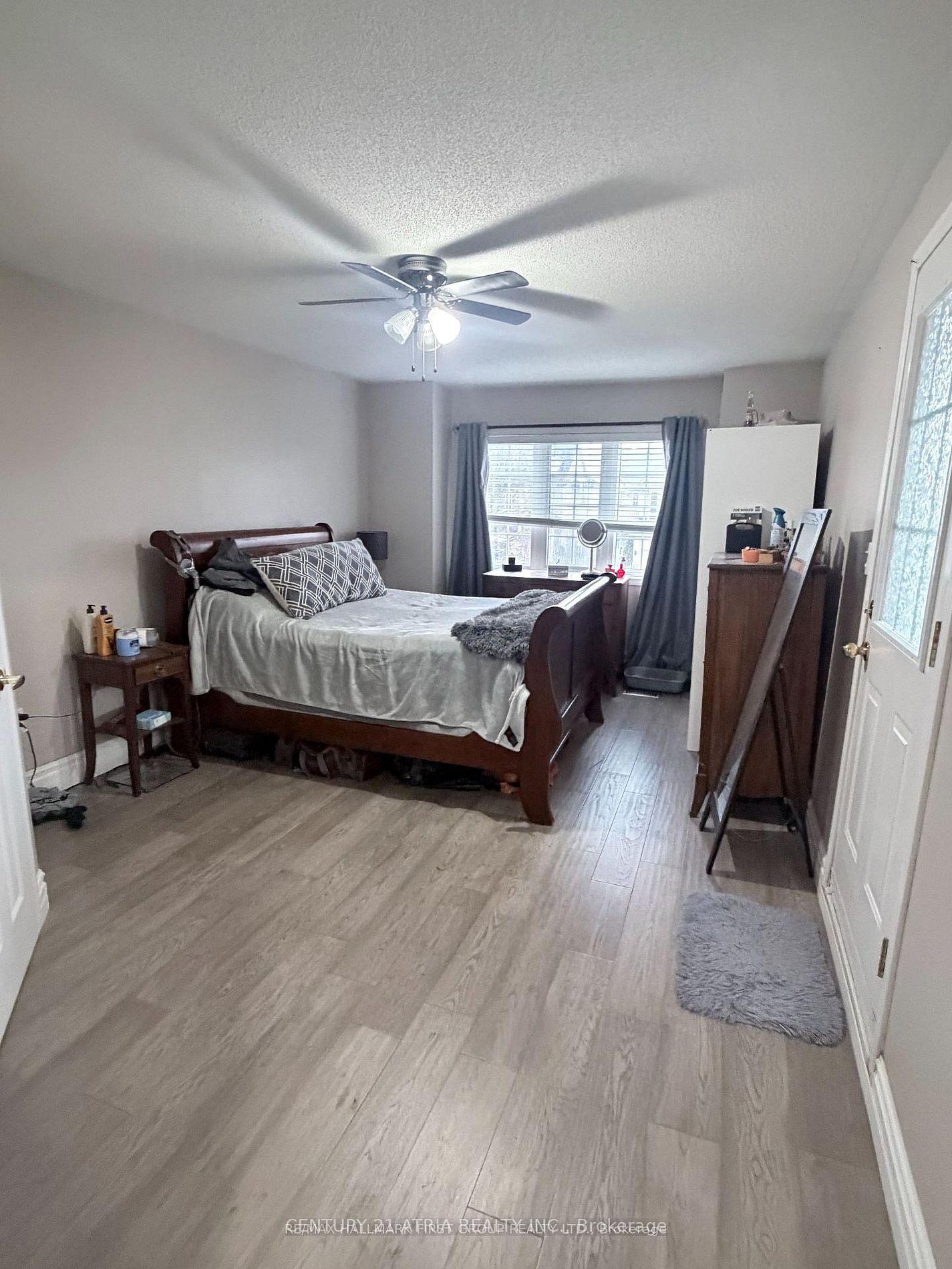 Photo 4 of 82 Hutton Place, Clarington, Bowmanville — HOMEH