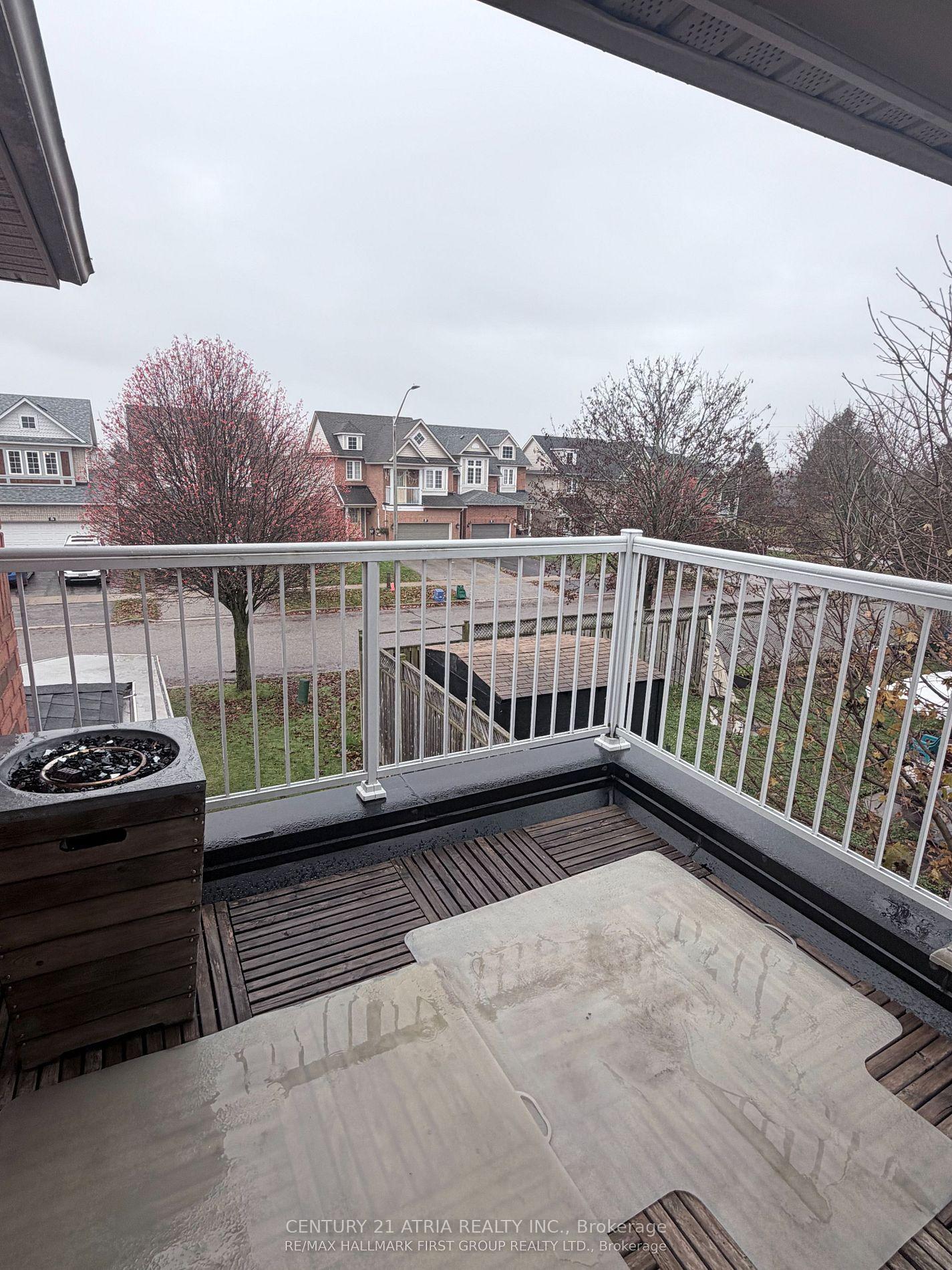 Photo 7 of 82 Hutton Place, Clarington, Bowmanville — HOMEH