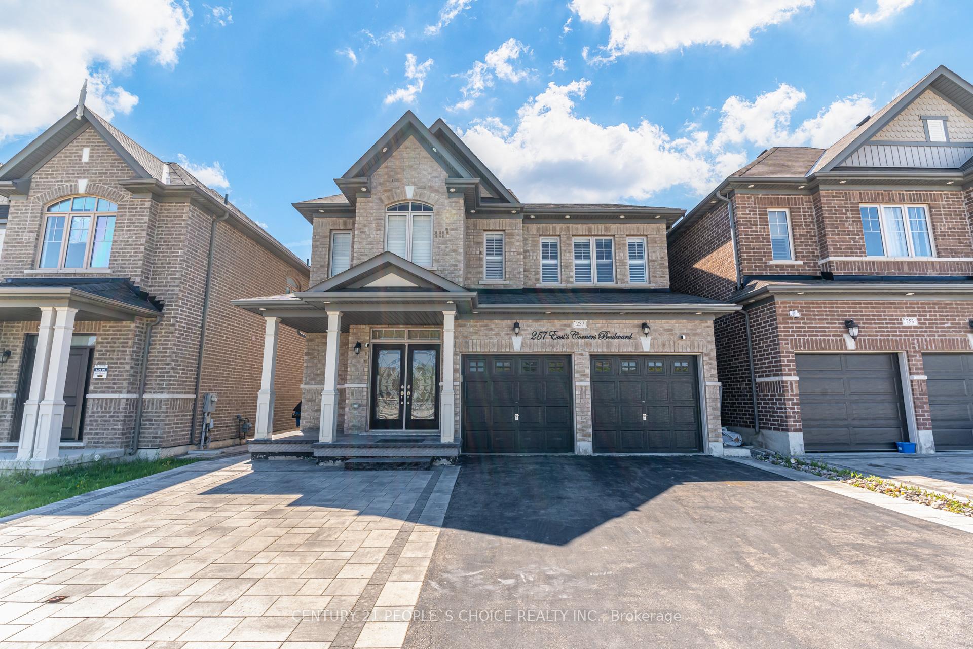 Photo 2 of 257 East's Corners Boulevard, Vaughan, Kleinburg — HOMEH