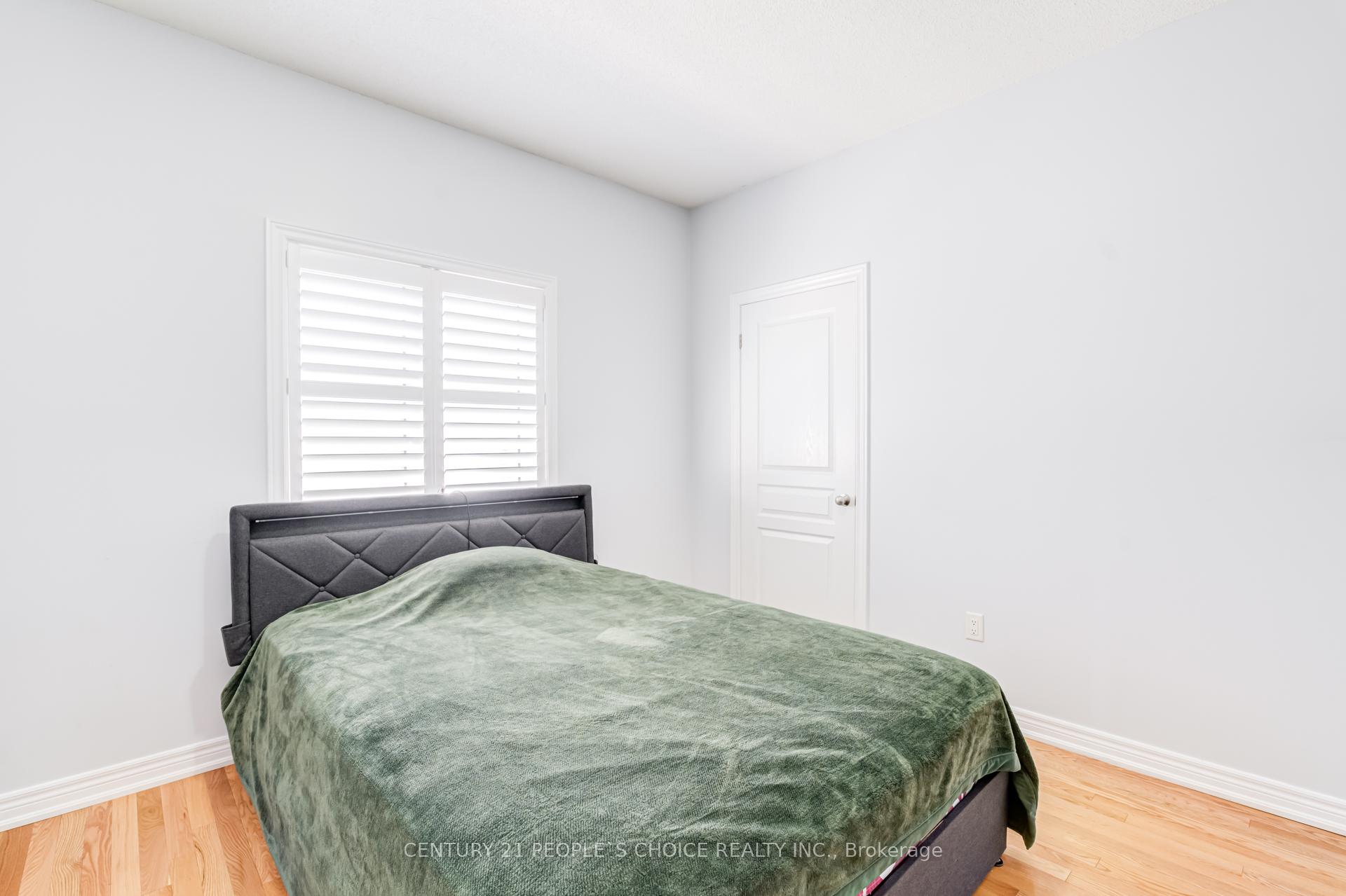 Photo 34 of 257 East's Corners Boulevard, Vaughan, Kleinburg — HOMEH