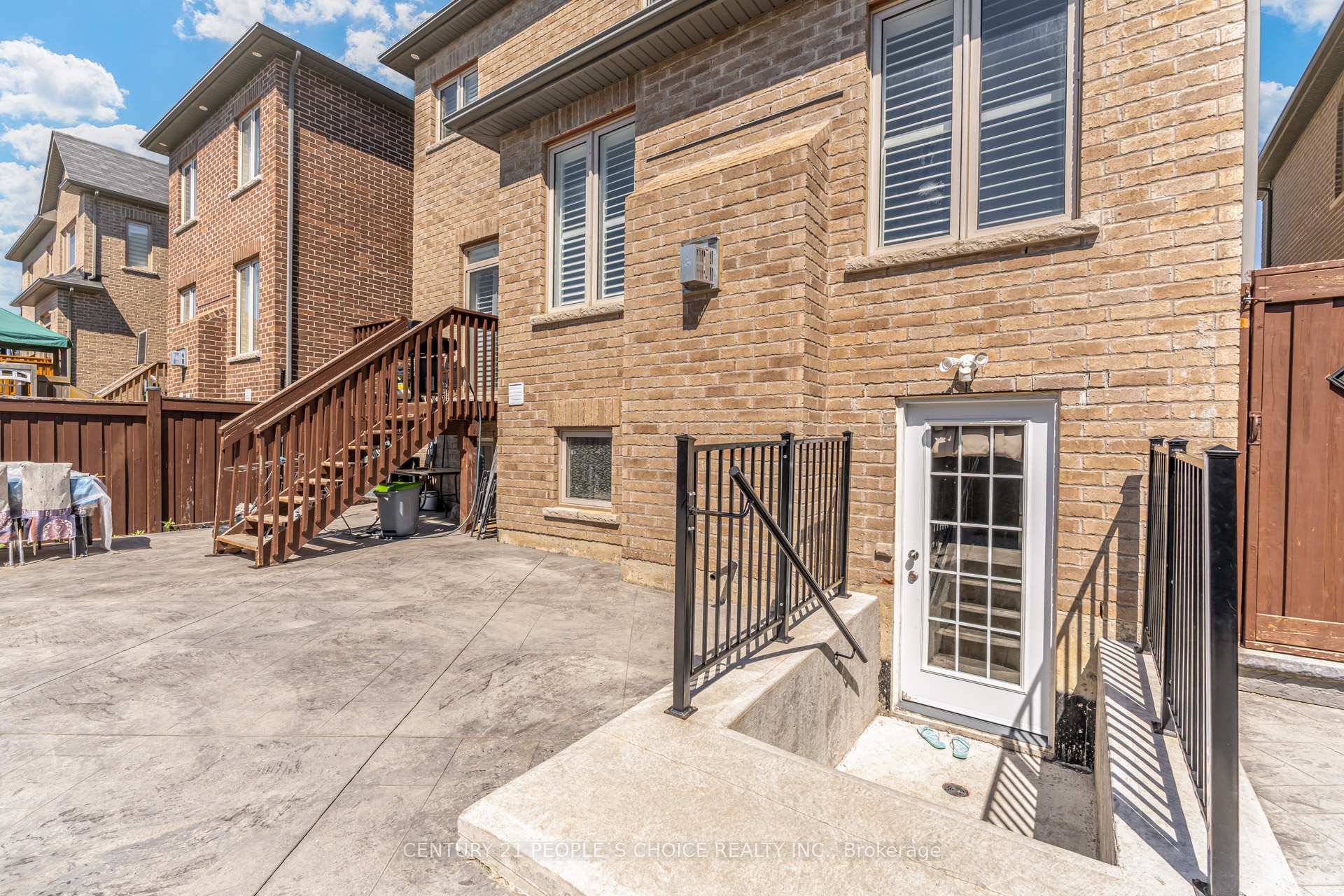 Photo 44 of 257 East's Corners Boulevard, Vaughan, Kleinburg — HOMEH