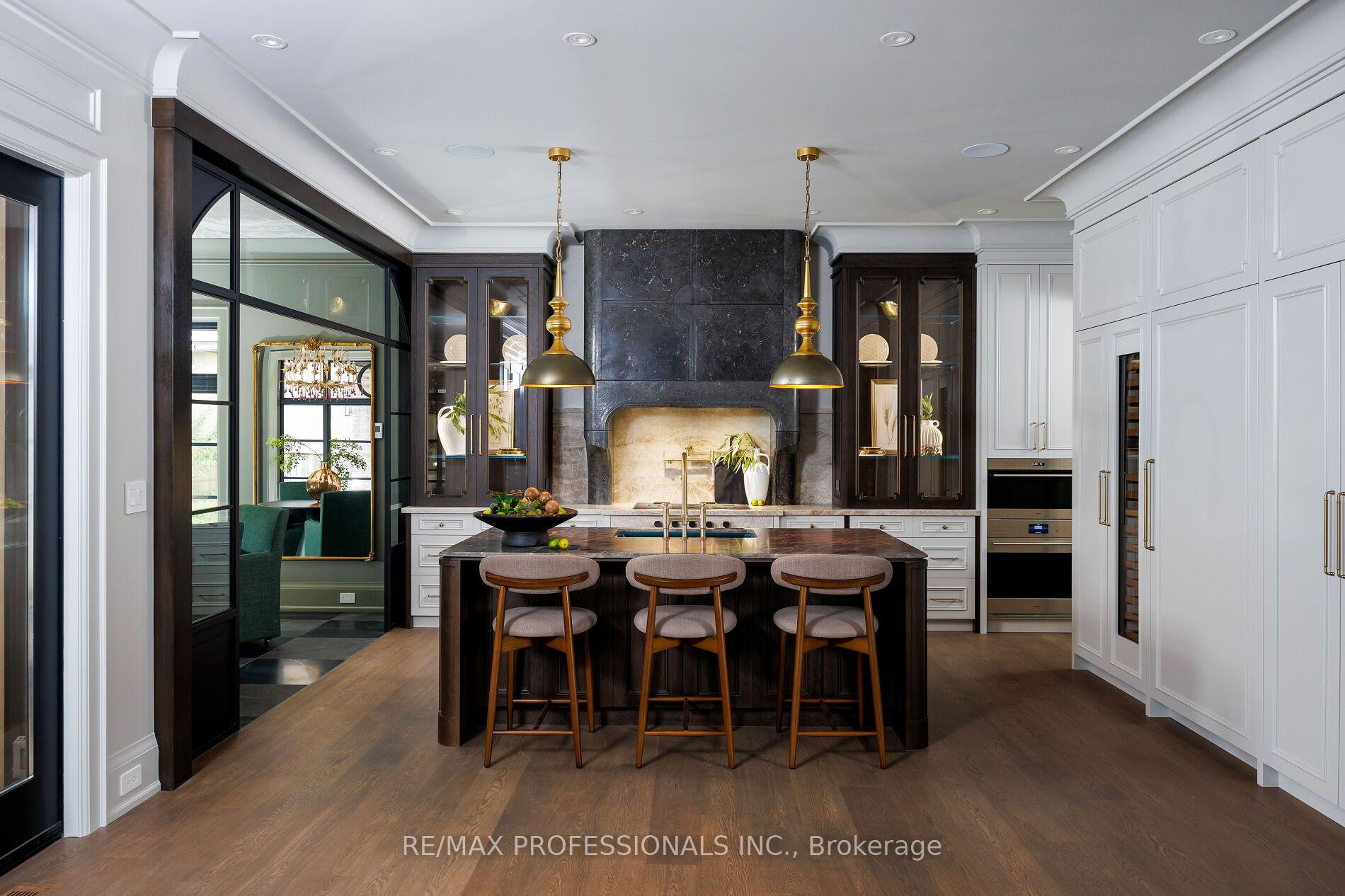 Photo 14 of 30 Dacre Crescent, Toronto, High Park-Swansea — HOMEH