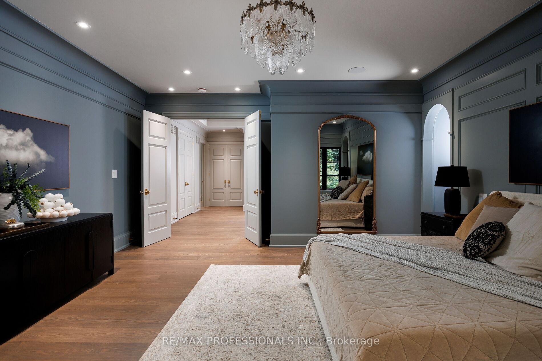 Photo 33 of 30 Dacre Crescent, Toronto, High Park-Swansea — HOMEH
