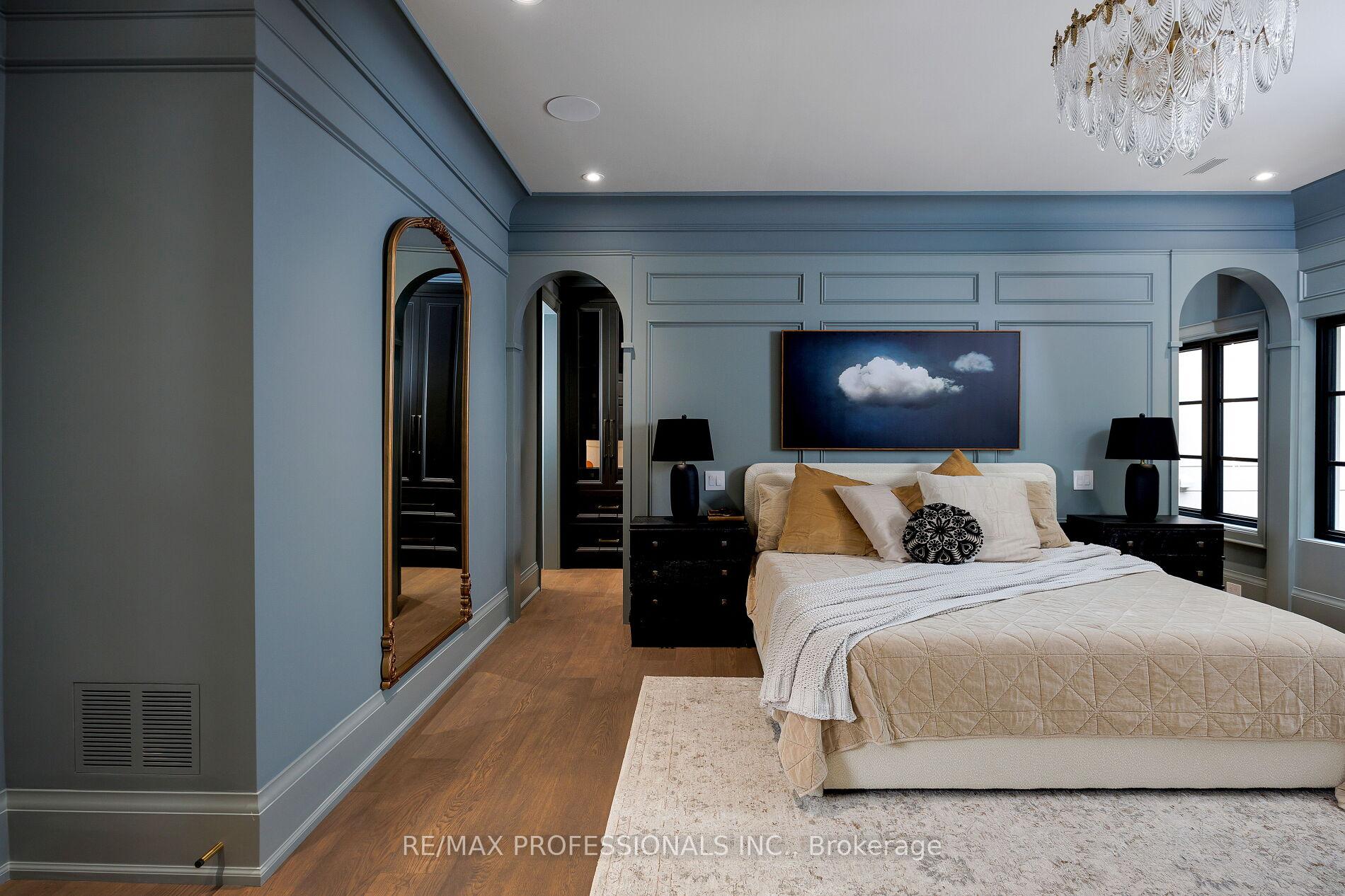 Photo 34 of 30 Dacre Crescent, Toronto, High Park-Swansea — HOMEH