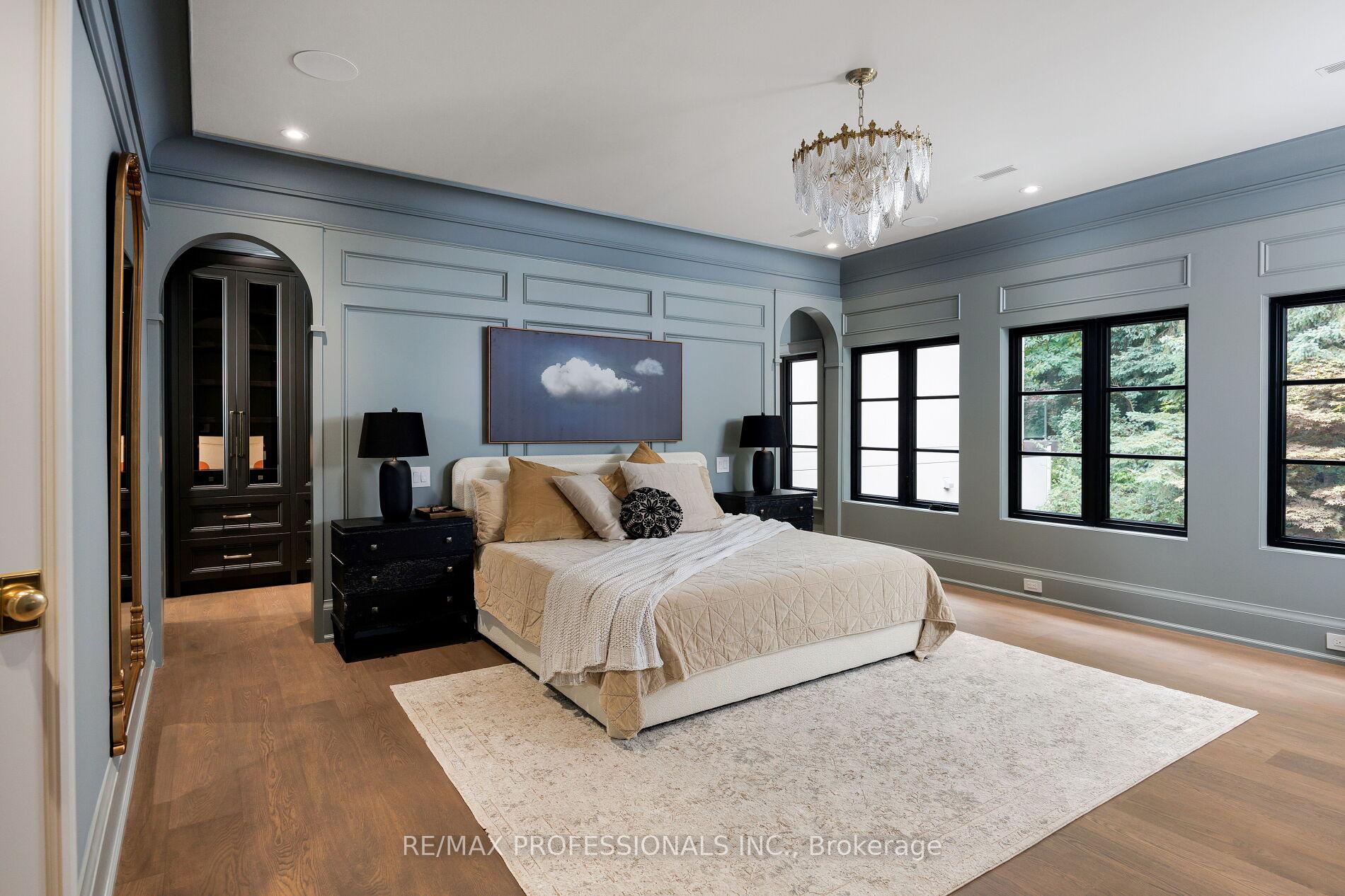 Photo 35 of 30 Dacre Crescent, Toronto, High Park-Swansea — HOMEH