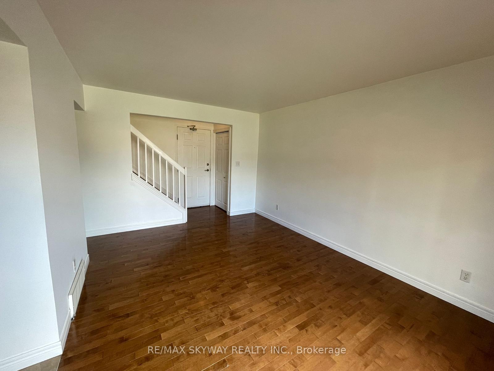 Photo 4 of Unit 97, 1730 Columbia Court, Windsor — HOMEH