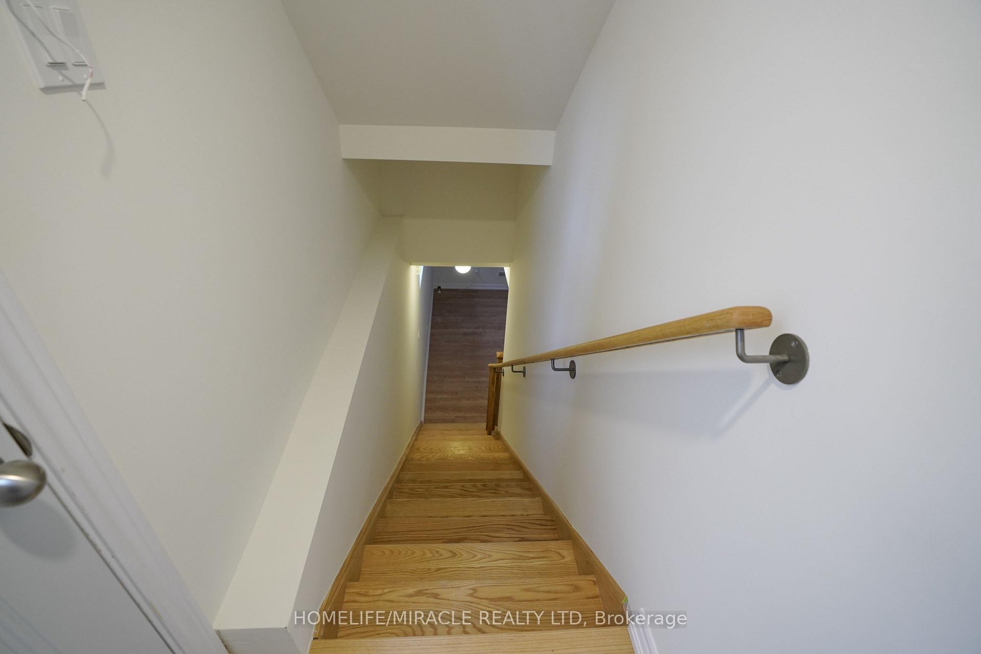 Photo 6 of Unit Lower, 7 Ludlow Drive, Barrie, Innis-Shore — HOMEH