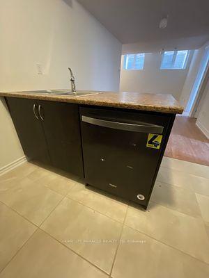 Photo 10 of Unit Lower, 7 Ludlow Drive, Barrie, Innis-Shore — HOMEH
