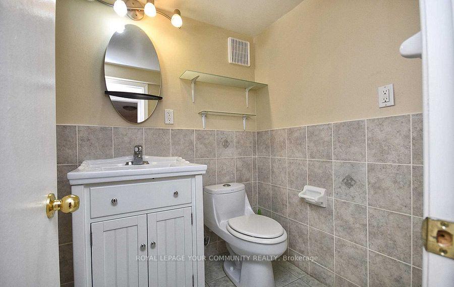 Photo 10 of Unit Lower, 25 Rockport Crescent, Richmond Hill, Crosby — HOMEH
