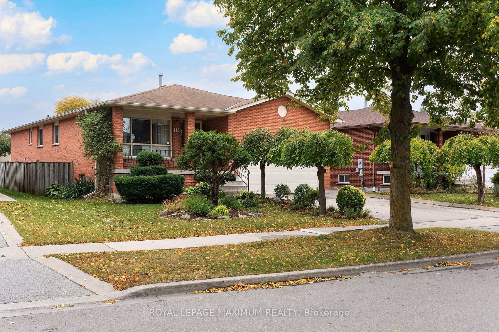 Photo 2 of 114 Beechnut Road, Vaughan, West Woodbridge — HOMEH