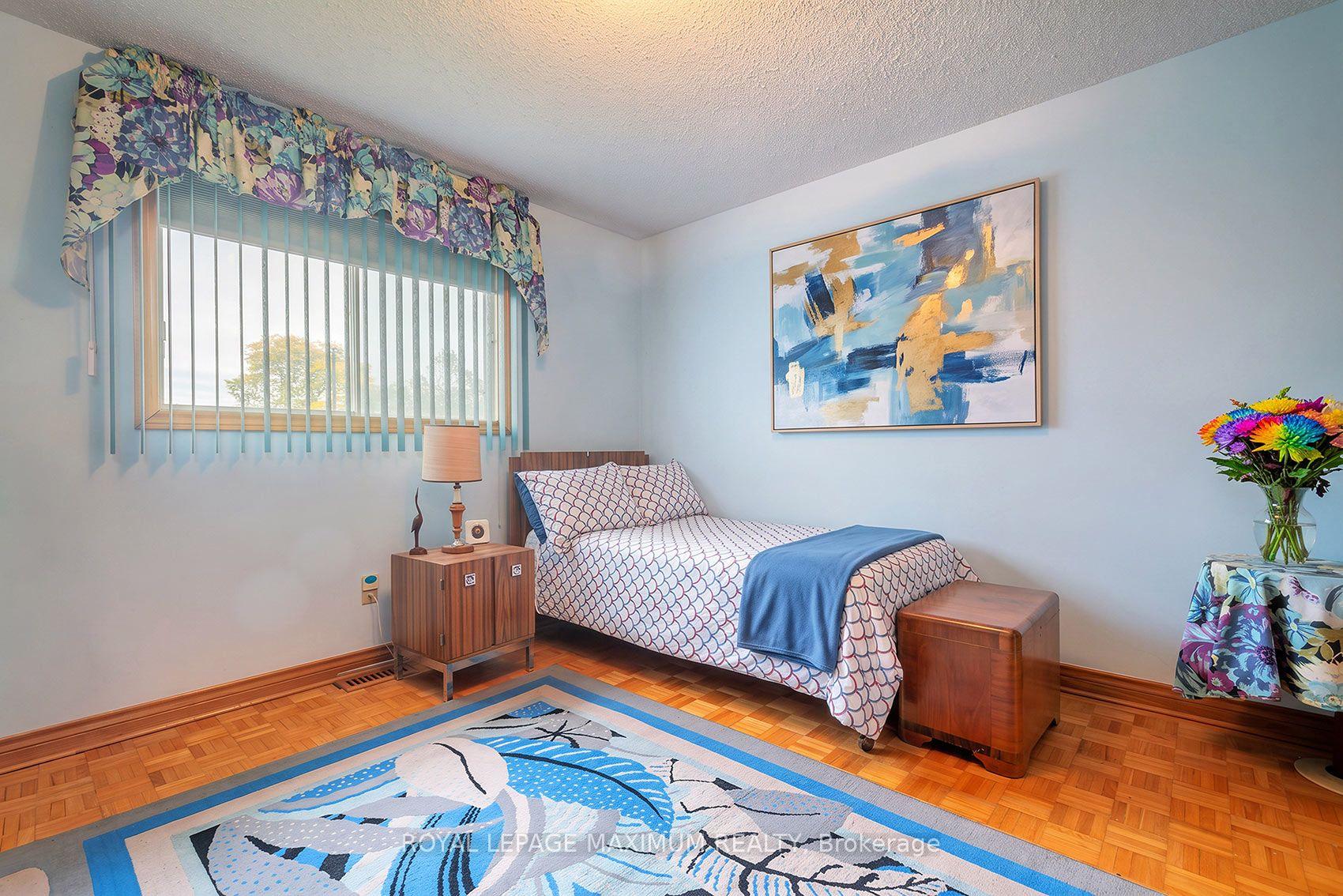 Photo 19 of 114 Beechnut Road, Vaughan, West Woodbridge — HOMEH