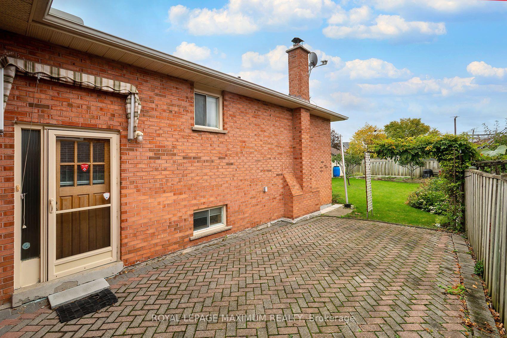 Photo 24 of 114 Beechnut Road, Vaughan, West Woodbridge — HOMEH