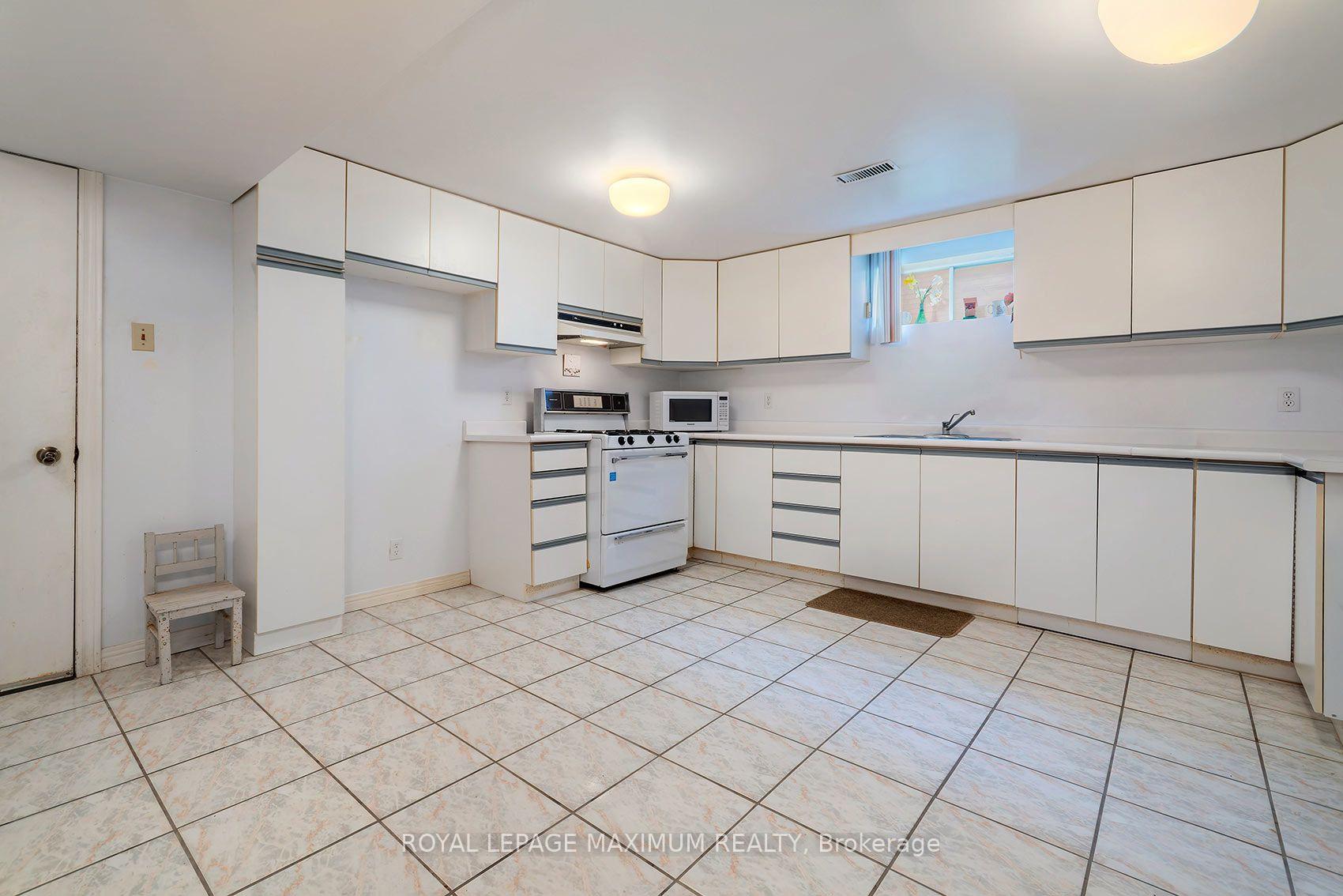 Photo 29 of 114 Beechnut Road, Vaughan, West Woodbridge — HOMEH