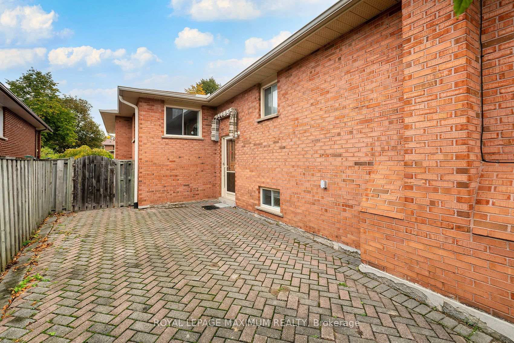 Photo 39 of 114 Beechnut Road, Vaughan, West Woodbridge — HOMEH