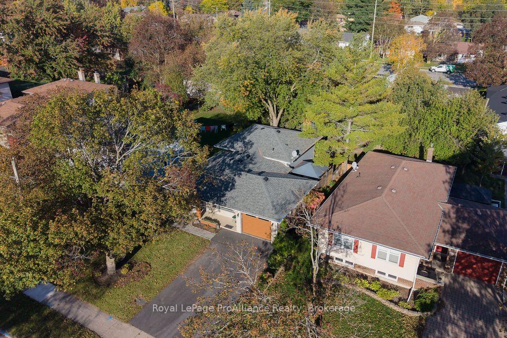 Photo 49 of 159 Singleton Drive, Belleville, Belleville Ward — HOMEH