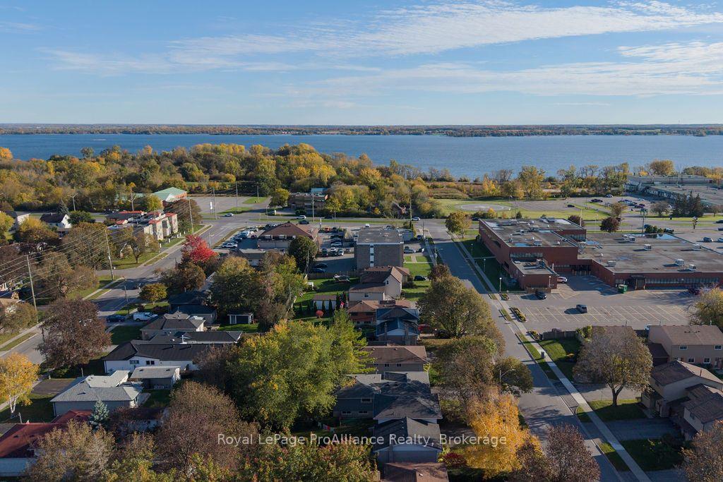 Photo 50 of 159 Singleton Drive, Belleville, Belleville Ward — HOMEH