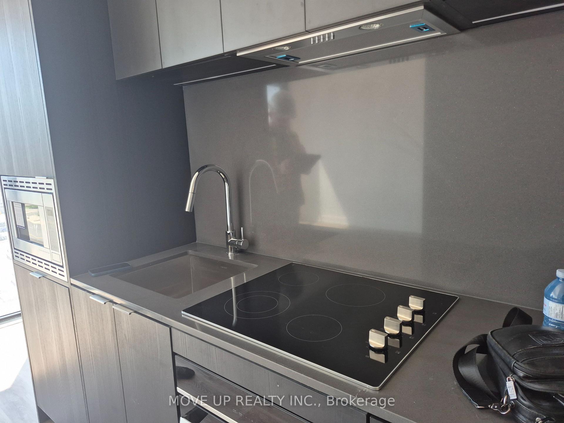 Photo 10 of Unit 707, 91 John Street N, Hamilton, Corktown — HOMEH