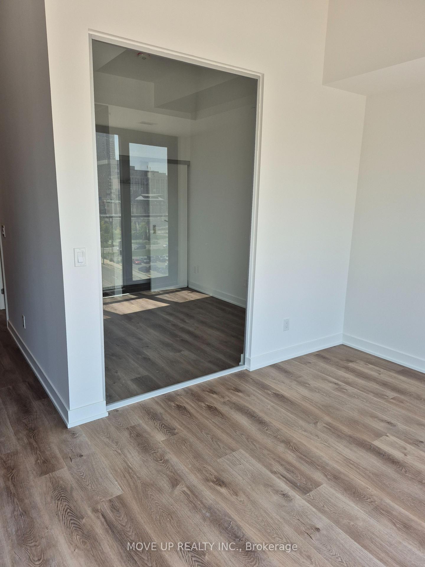 Photo 13 of Unit 707, 91 John Street N, Hamilton, Corktown — HOMEH
