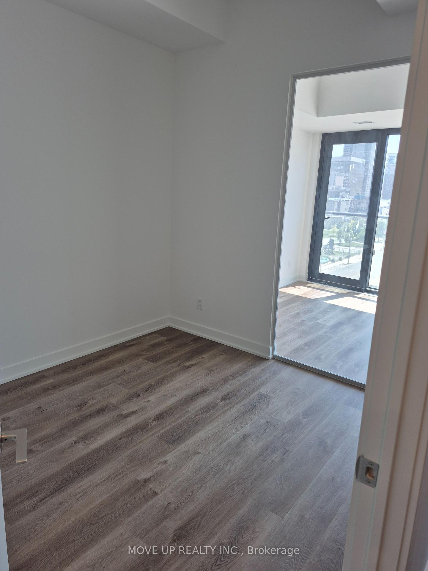 Photo 14 of Unit 707, 91 John Street N, Hamilton, Corktown — HOMEH