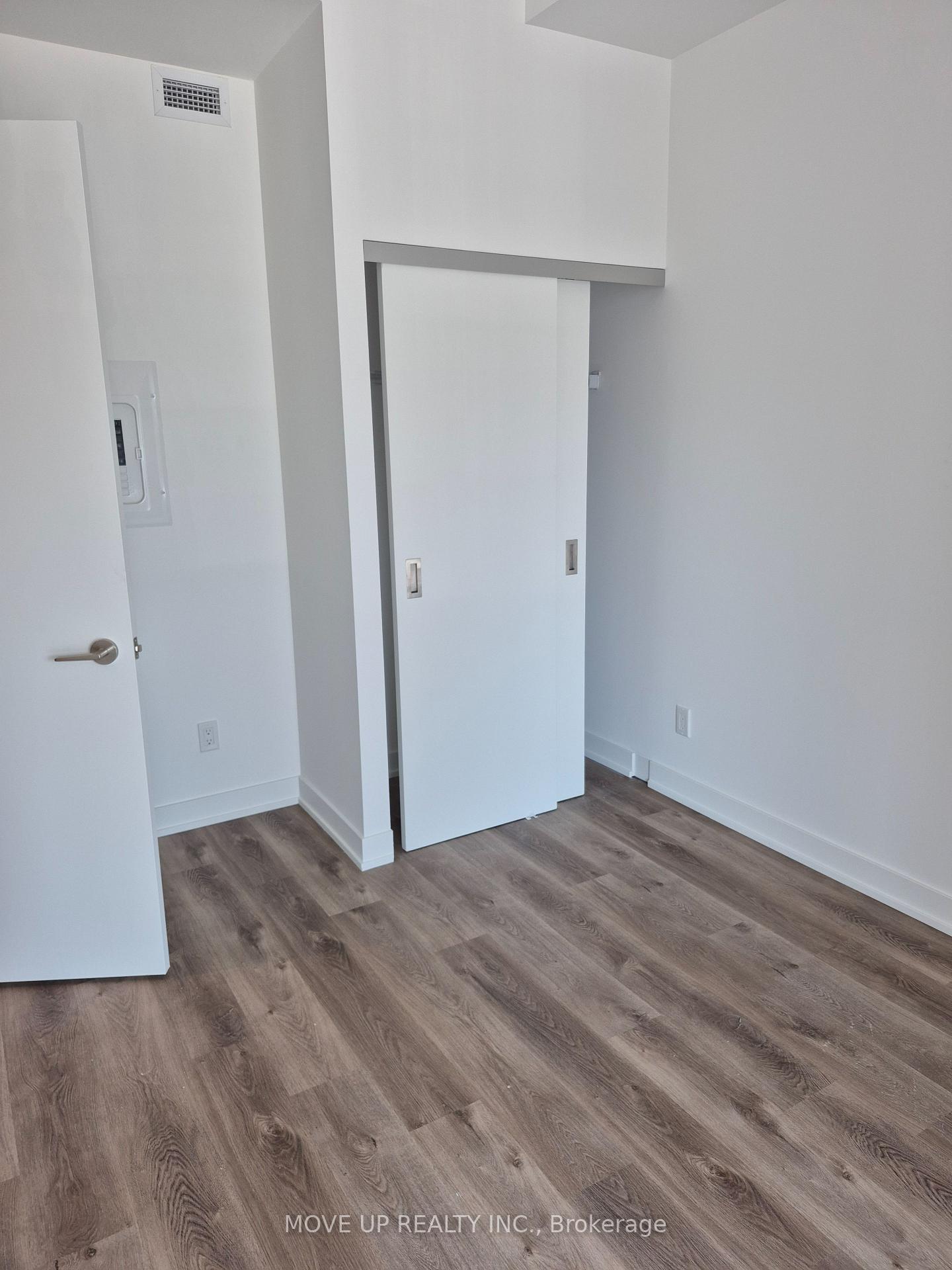 Photo 15 of Unit 707, 91 John Street N, Hamilton, Corktown — HOMEH