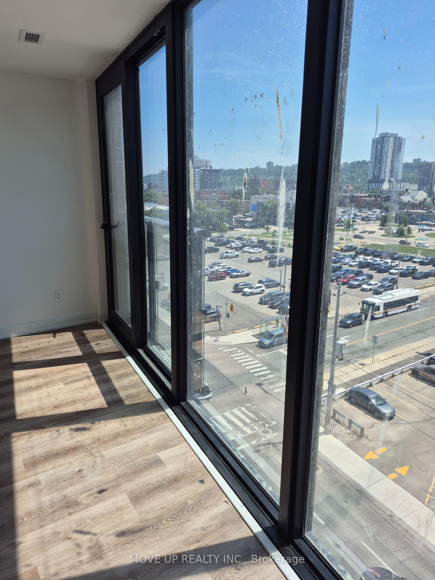Photo 19 of Unit 707, 91 John Street N, Hamilton, Corktown — HOMEH