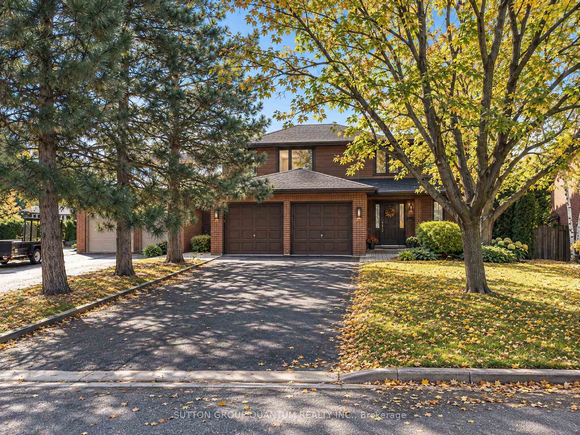 Photo 1 of 5254 Charnwood Crescent, Mississauga, East Credit — HOMEH