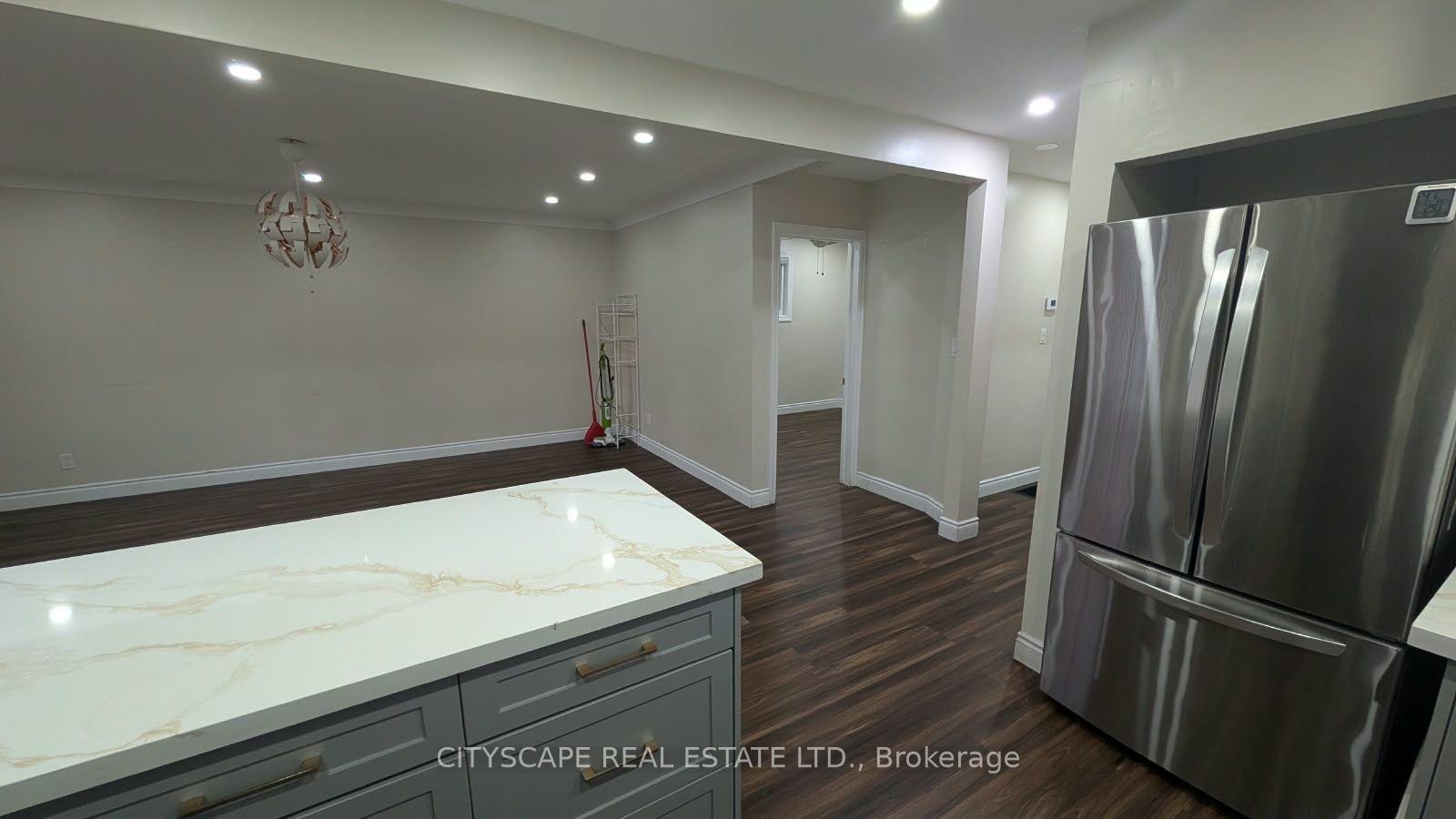 Photo 4 of Unit Main, 57 Clarendon Avenue, Hamilton, Balfour — HOMEH