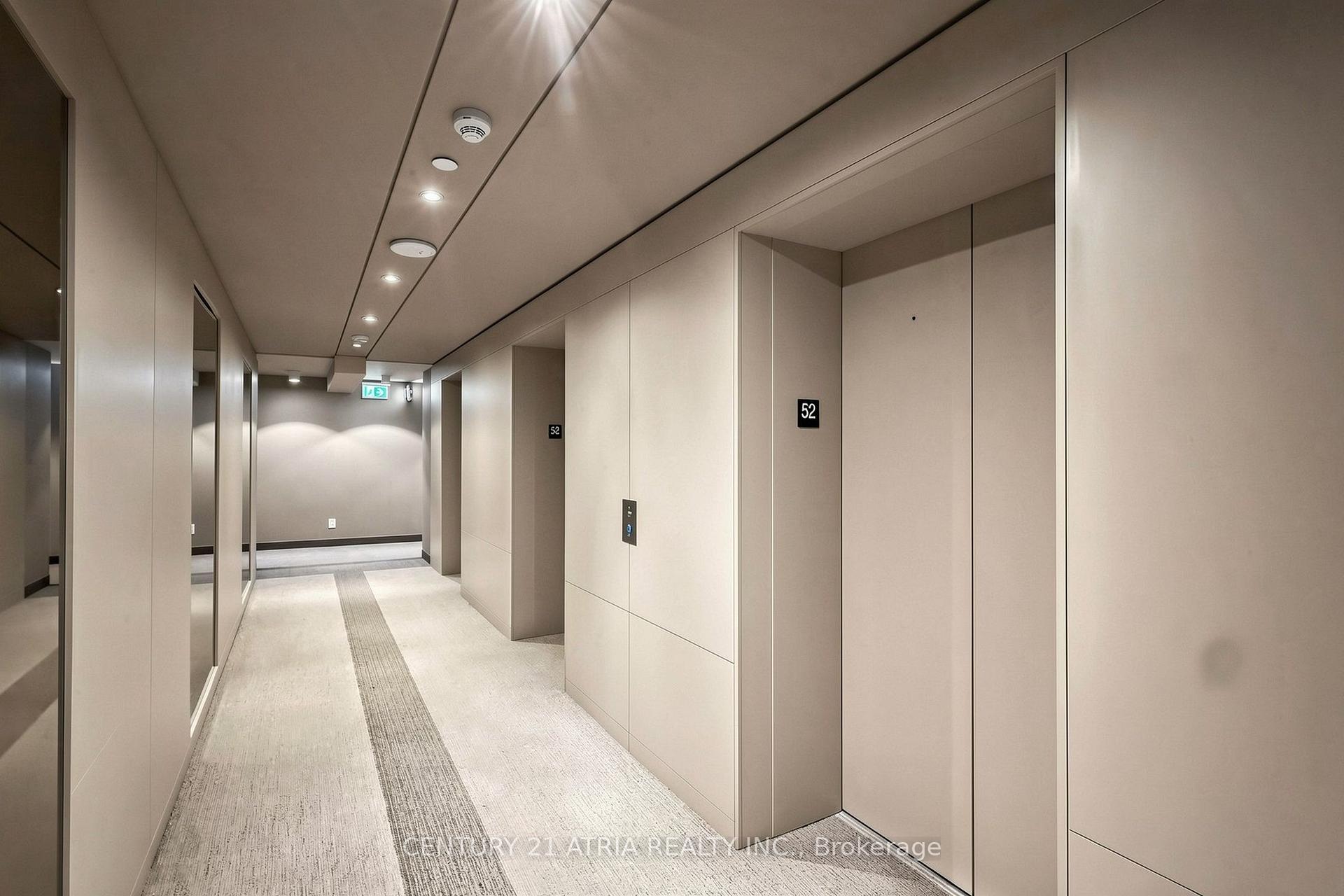Photo 8 of Unit 5205, 88 Harbour Street, Toronto, Waterfront Communities — HOMEH