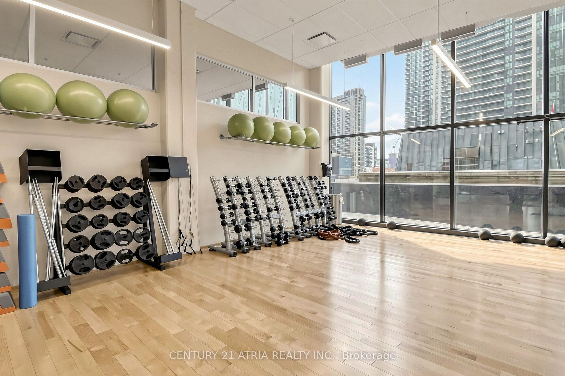 Photo 38 of Unit 5205, 88 Harbour Street, Toronto, Waterfront Communities — HOMEH