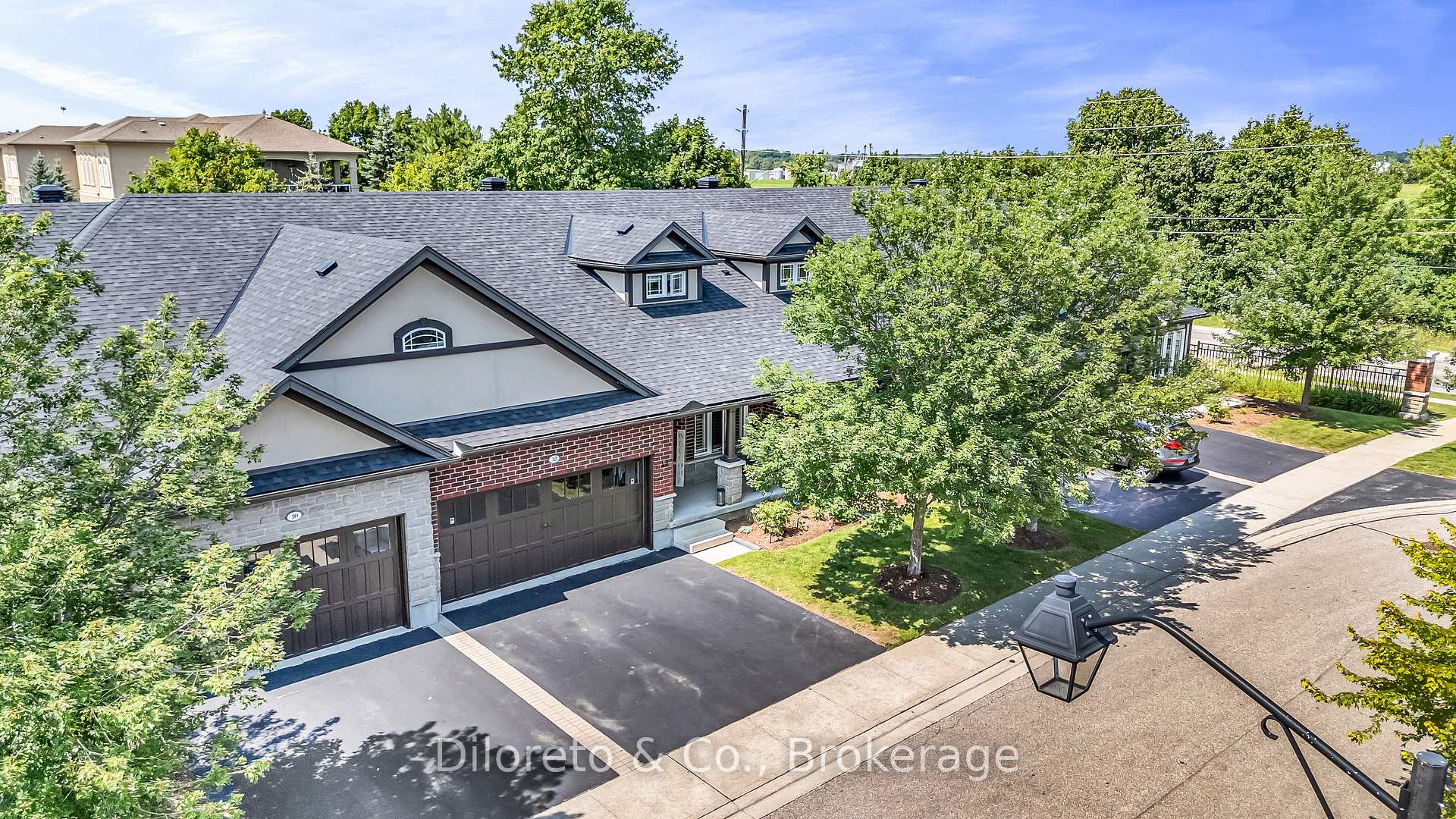 Photo 2 of Unit 19, 12 Annmoore Crescent, Guelph, Pineridge/Westminster Woods — HOMEH