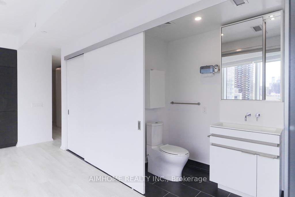 Photo 7 of Unit 1812, 197 Yonge Street, Toronto, Church-Yonge Corridor — HOMEH