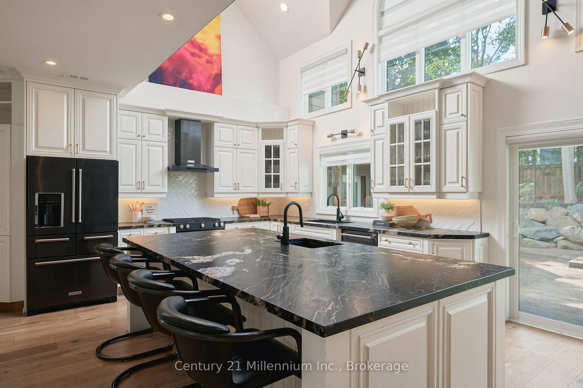 Photo 14 of 129 Blueski George Crescent, Blue Mountains — HOMEH