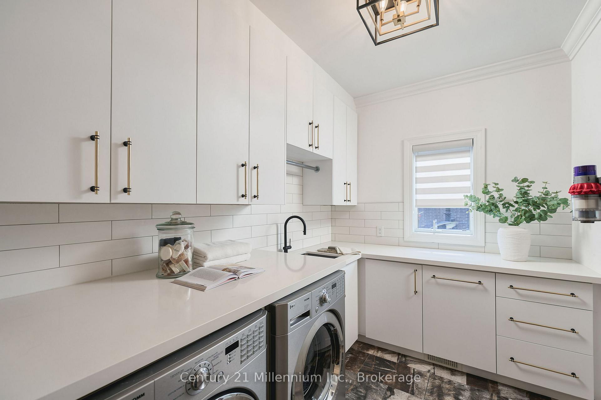 Photo 19 of 129 Blueski George Crescent, Blue Mountains — HOMEH