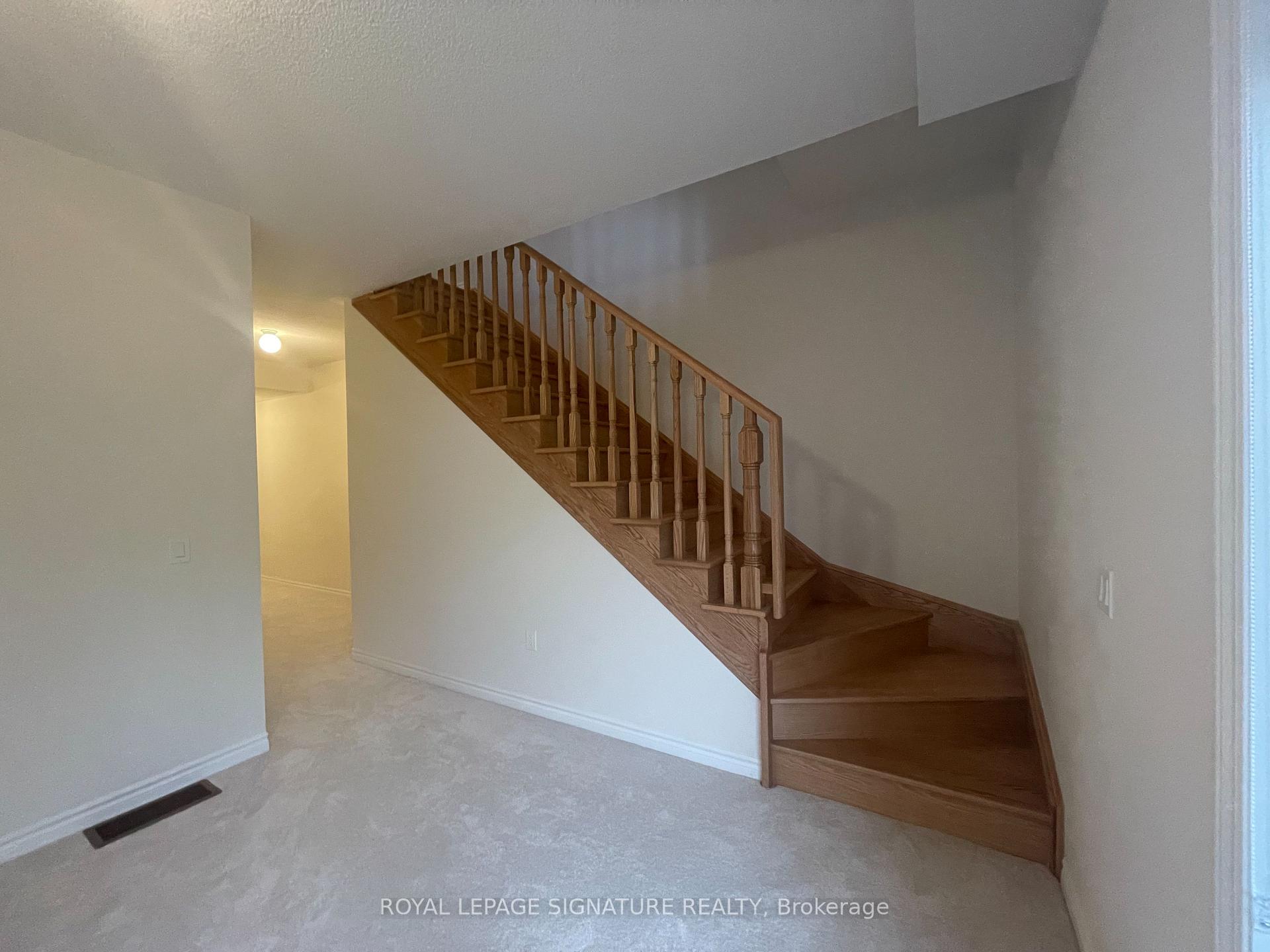 Photo 4 of 95 Divadale Road, Vaughan, Elder Mills — HOMEH