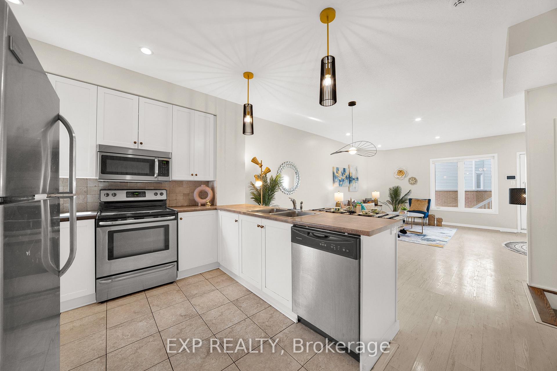 Photo 10 of 1091 Georgeton Private, Ottawa, Manor Park — HOMEH