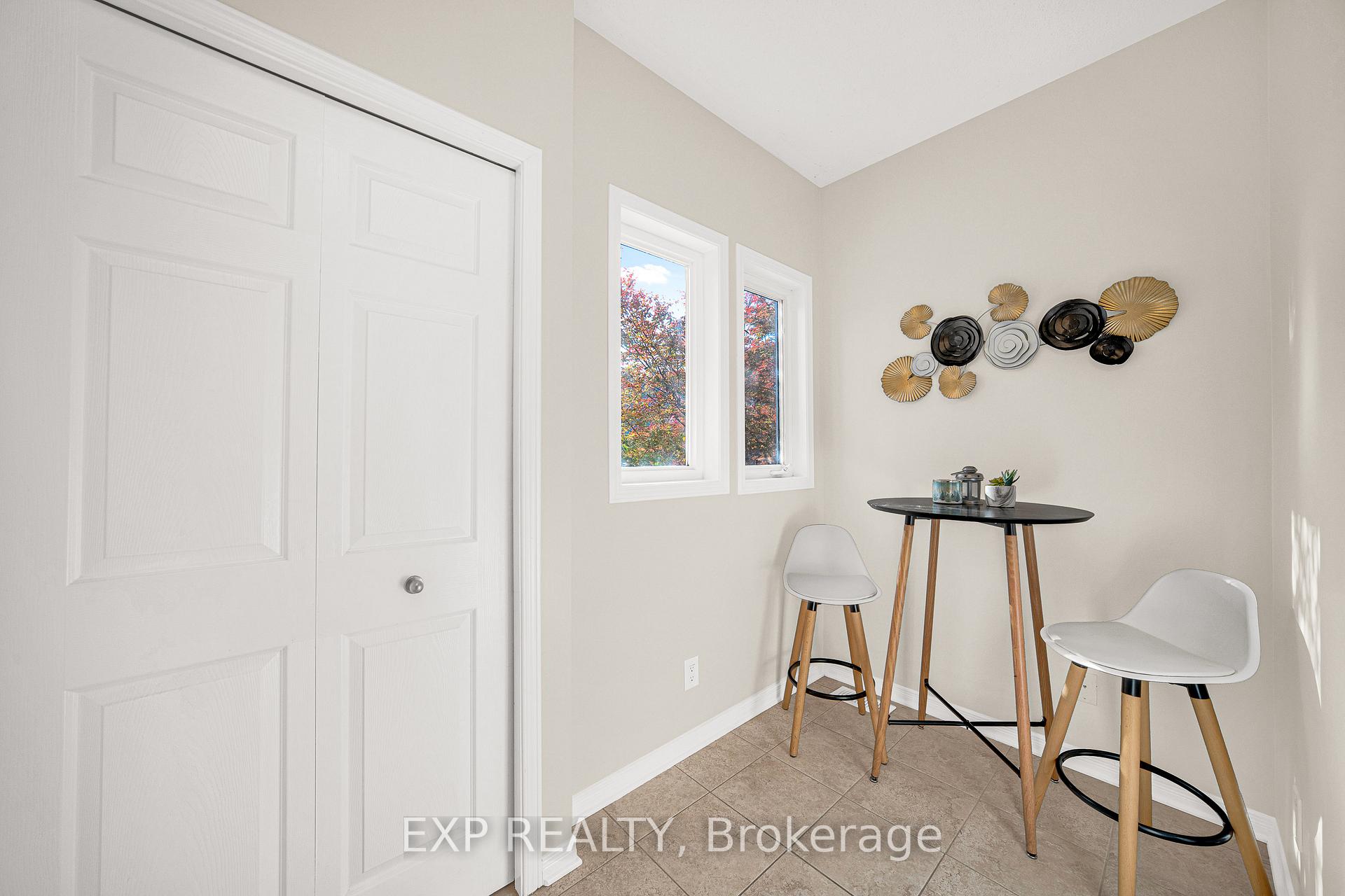 Photo 13 of 1091 Georgeton Private, Ottawa, Manor Park — HOMEH