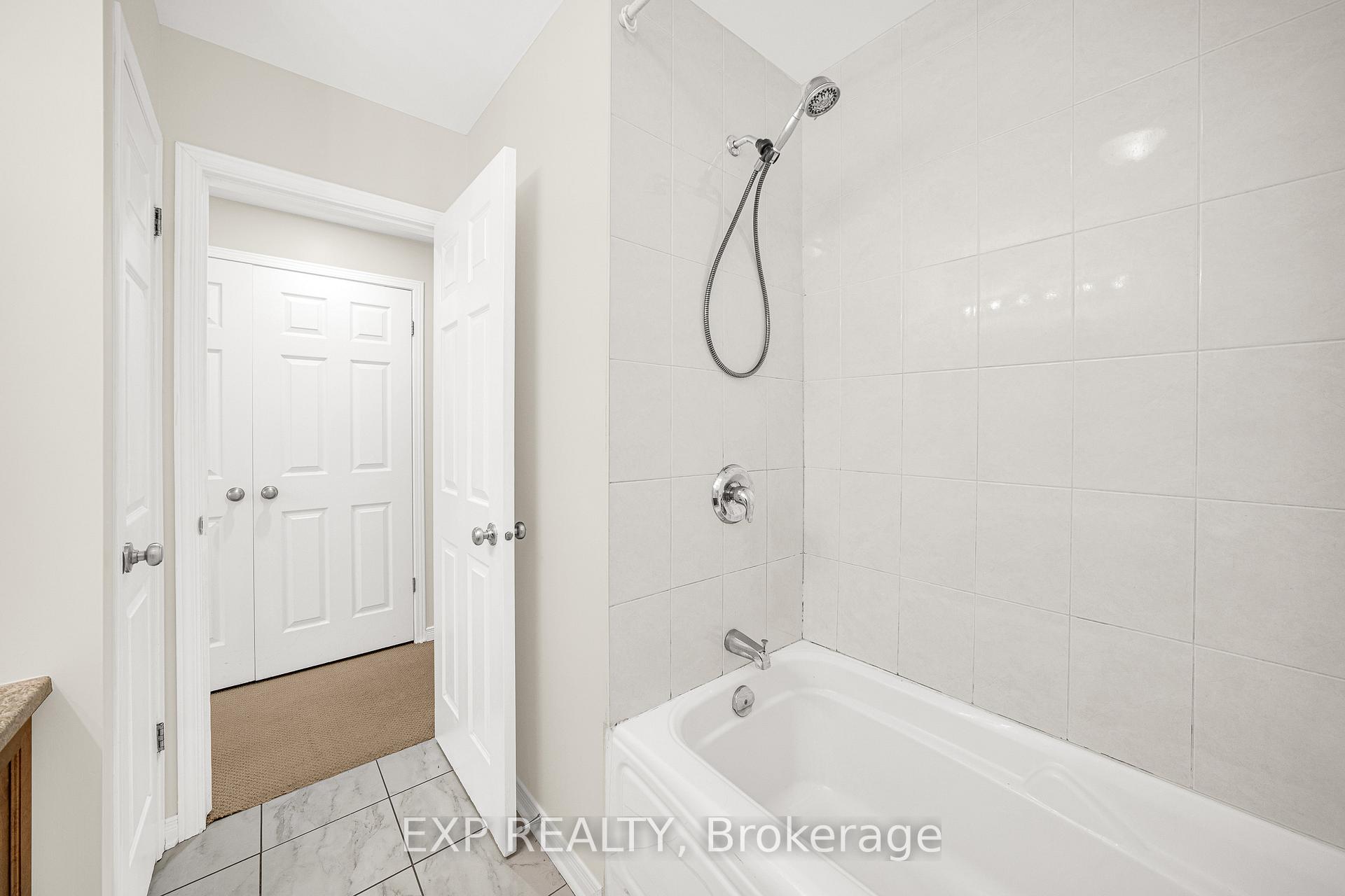 Photo 24 of 1091 Georgeton Private, Ottawa, Manor Park — HOMEH